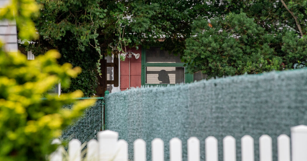 Rex Heuermann: Unveiling the Chaotic and Controlling Life of the Suspect in Gilgo Beach Killings
