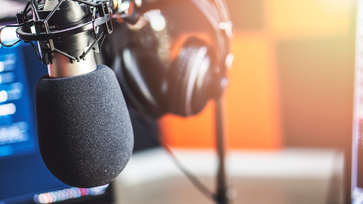 Tamil Radio Stations Dominate the Airwaves in UAE 2023