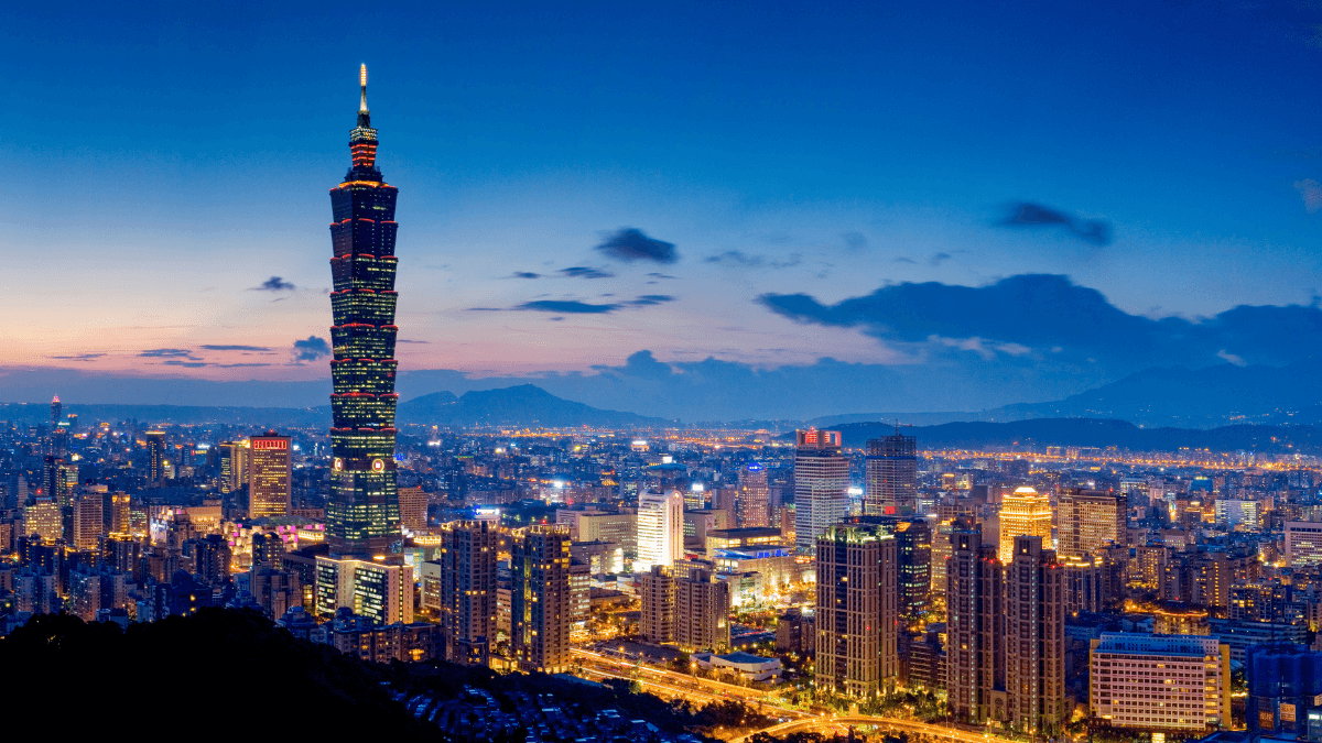 Taiwan Earthquake: Rescuers Scour Rubble as Nation Grapples with Aftermath 2024